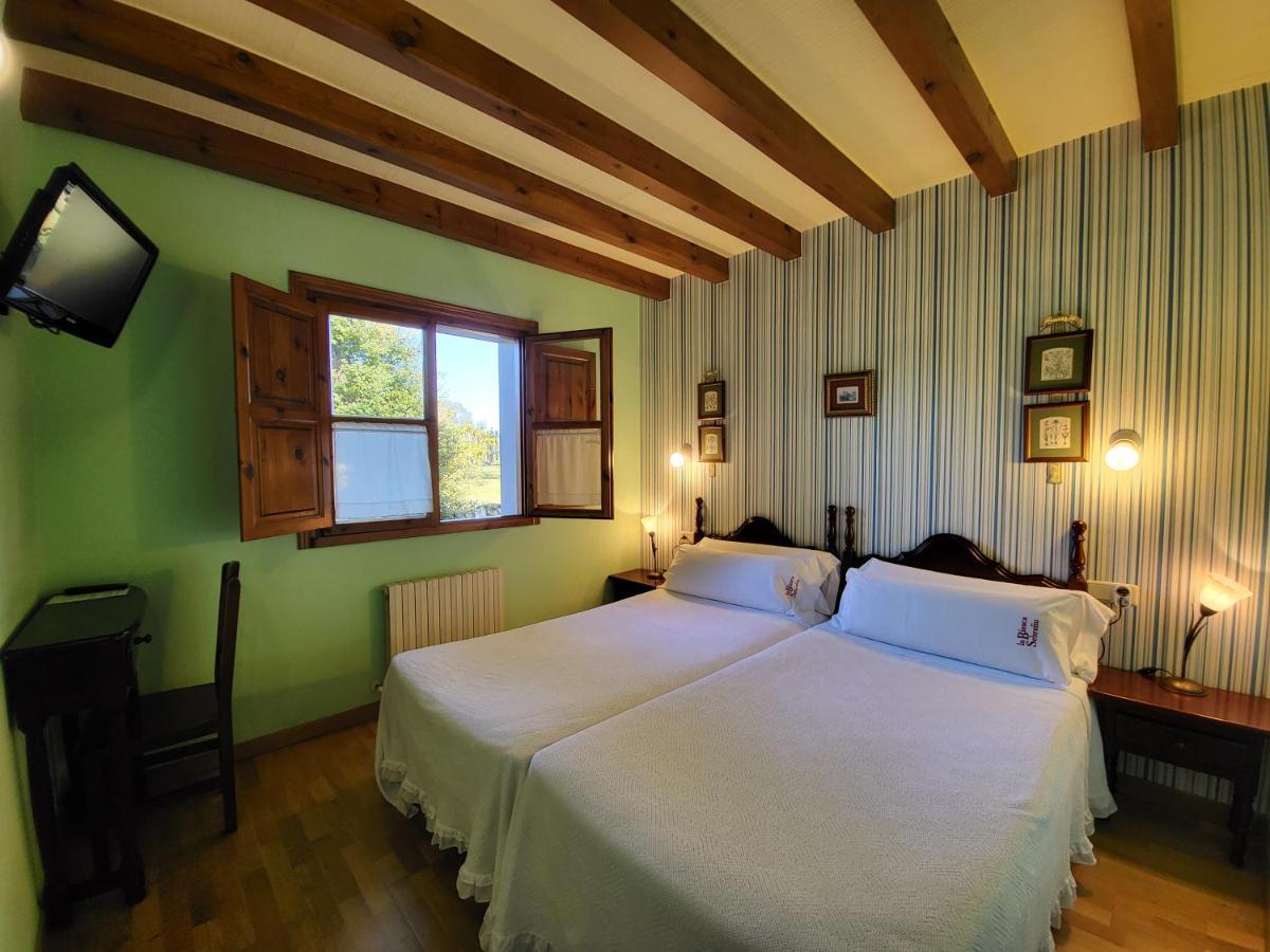 La Biesca Sebrenu Hotel Ribadesella Ngoại thất bức ảnh