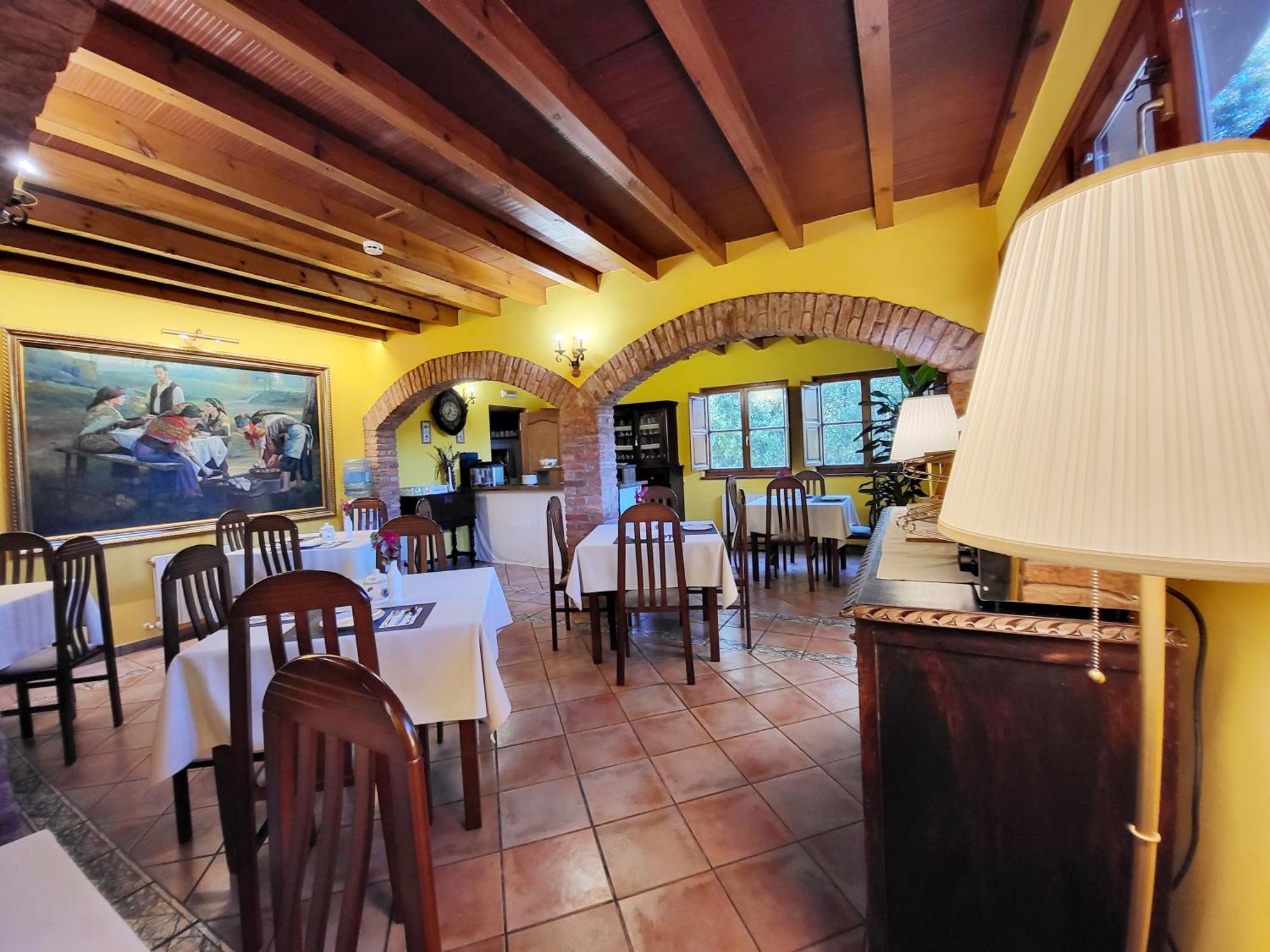 La Biesca Sebrenu Hotel Ribadesella Ngoại thất bức ảnh