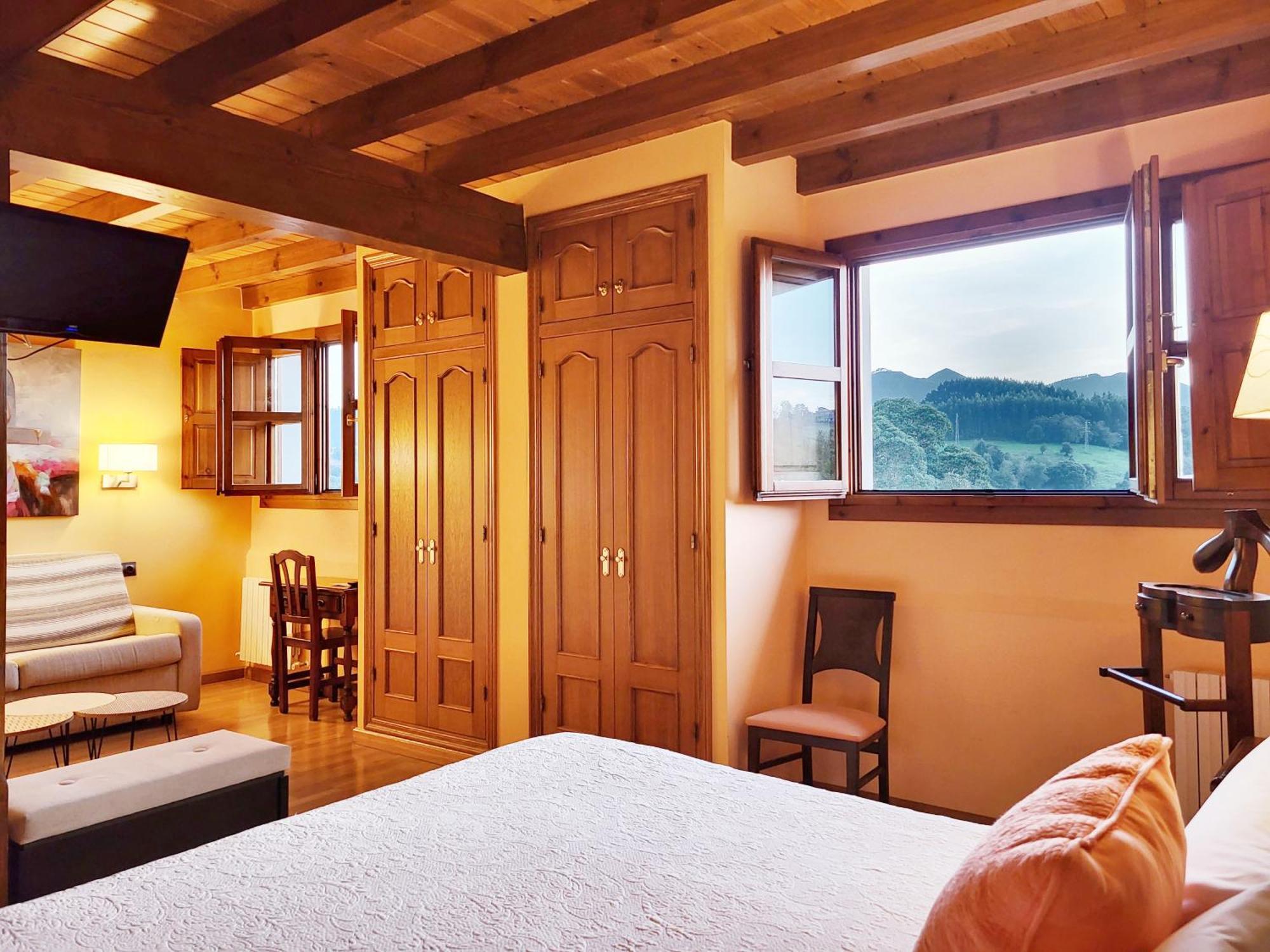 La Biesca Sebrenu Hotel Ribadesella Ngoại thất bức ảnh